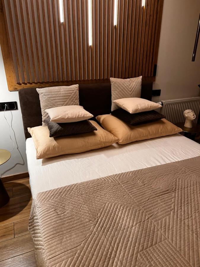 Butikowy Apartament Konin Konin  Buitenkant foto