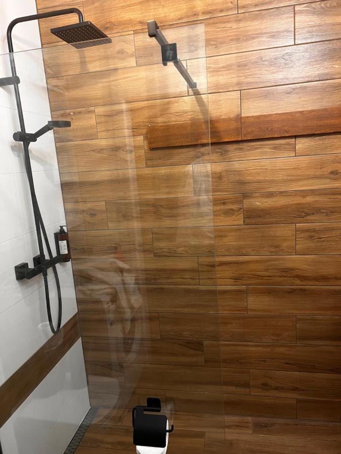 Butikowy Apartament Konin Konin  Buitenkant foto