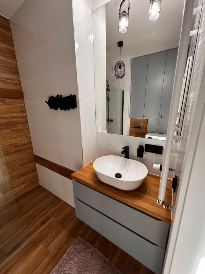 Butikowy Apartament Konin Konin  Buitenkant foto